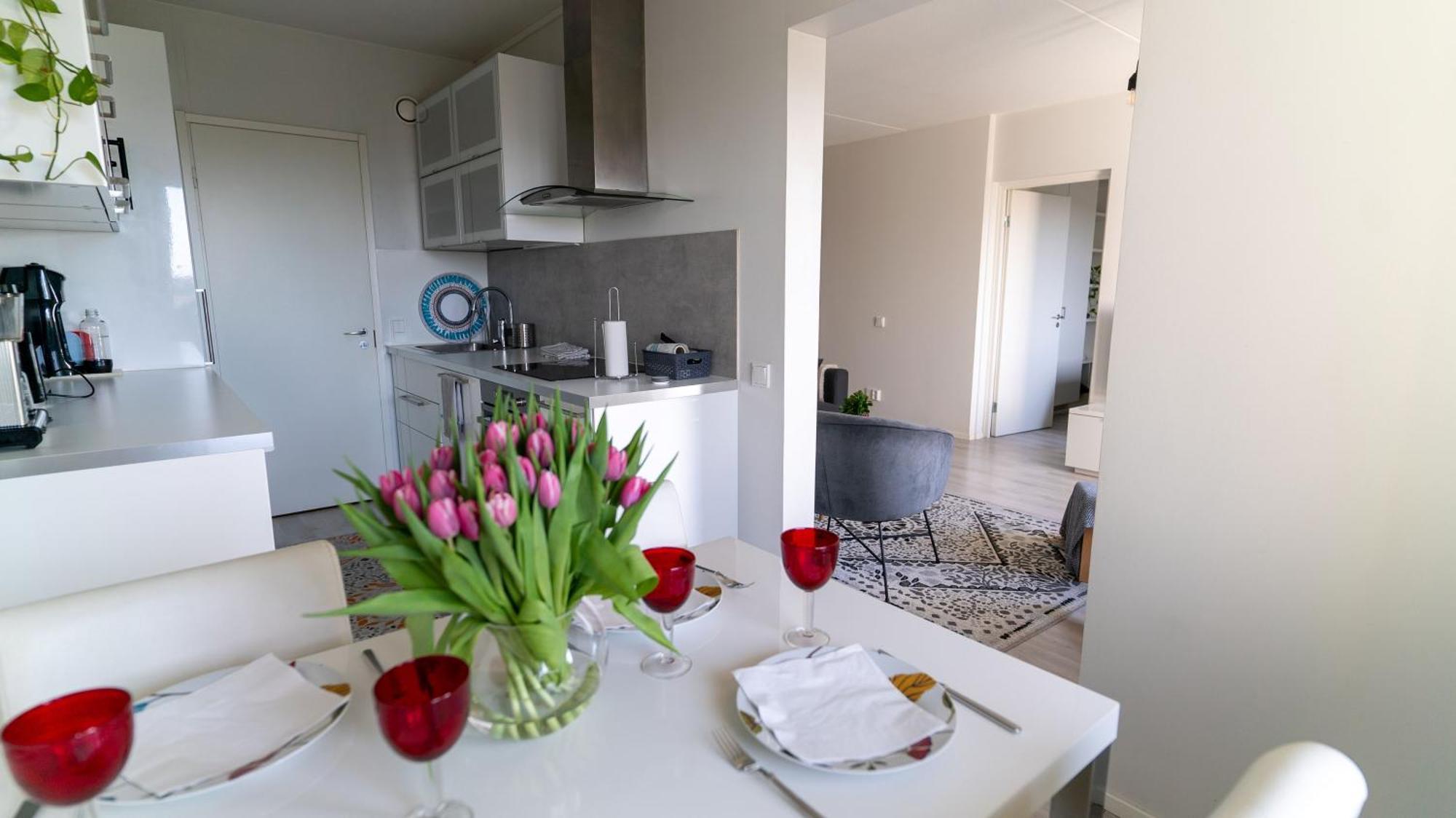 Spacious 68M2 Apartment With Fabulous Forest View And Aircon Ярвенпяа Экстерьер фото